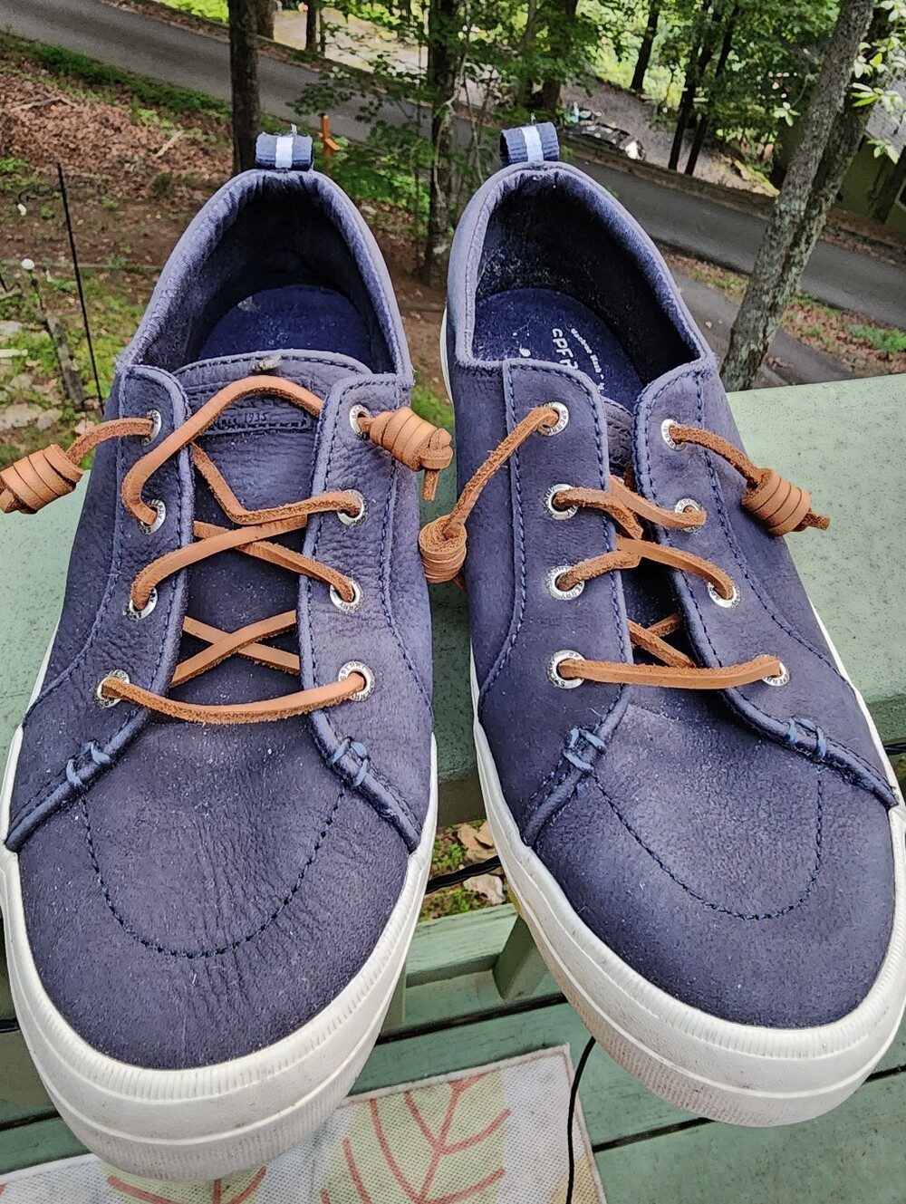 SPERRY leather Slip ons